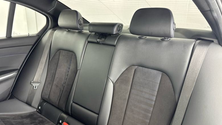 BMW 3 Series 330e M Sport 4dr Step Auto Saloon